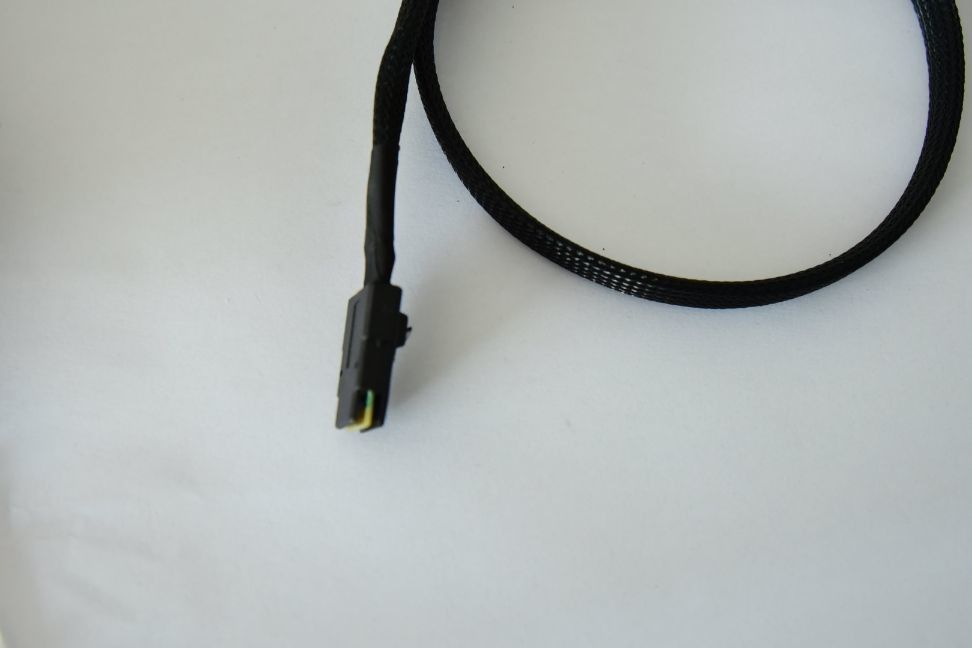 Sff-8087 to Sff-8087 Compact and Versatile Wire to Board Connectors for High-Density Applications