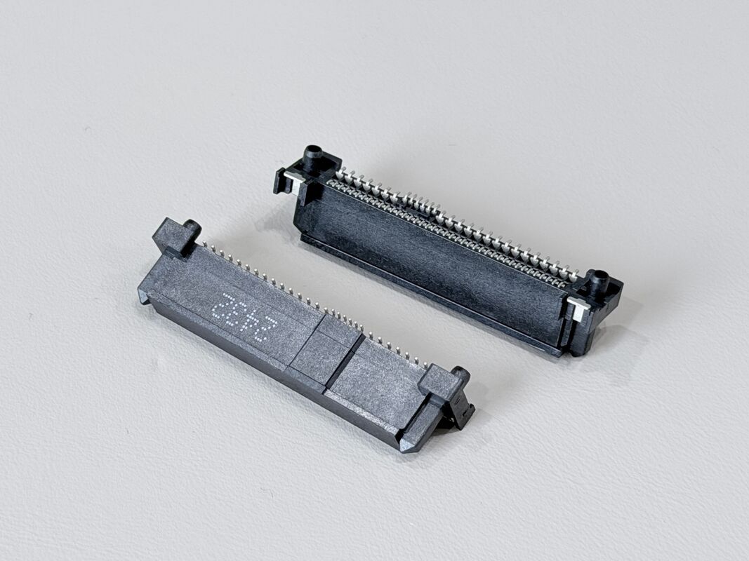 68Pin SAS Female SMT Type PCB Connector with 30u