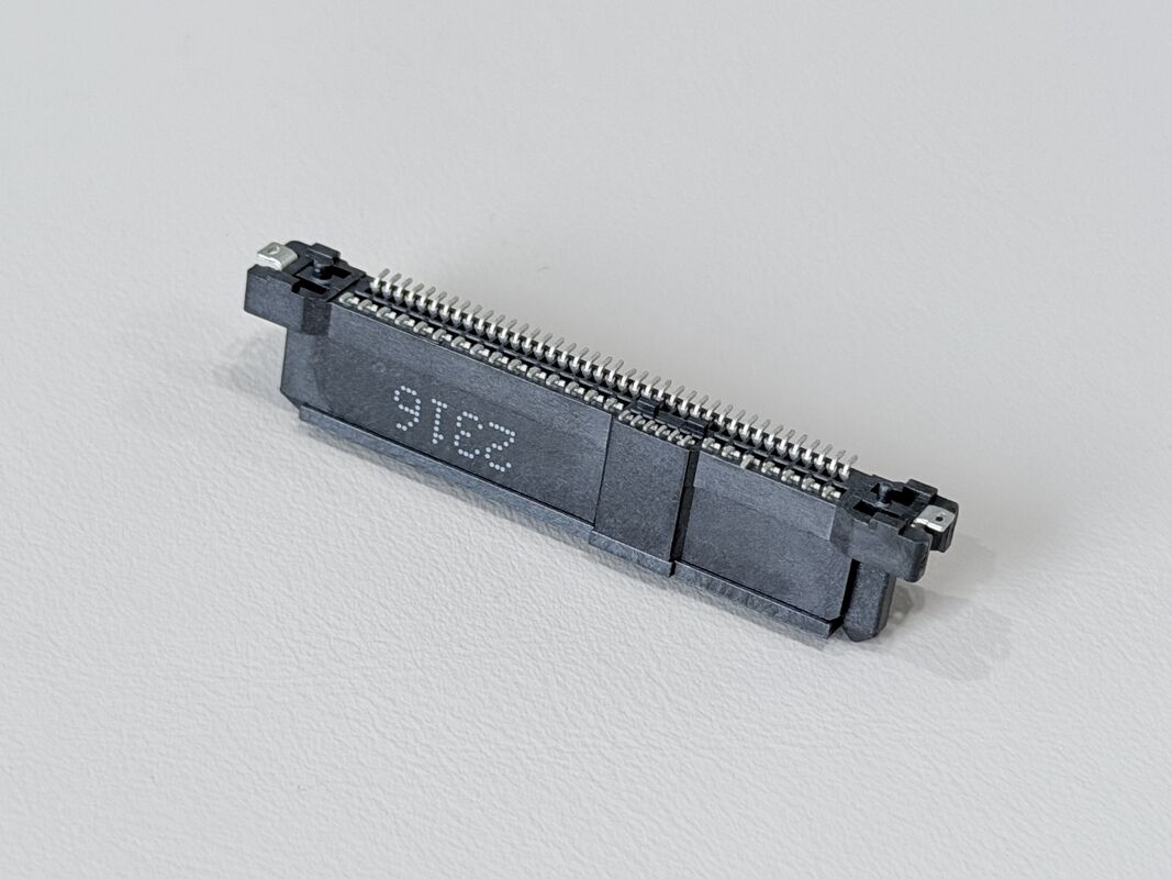 High-Speed SAS 68P SMT Female Connector 30U