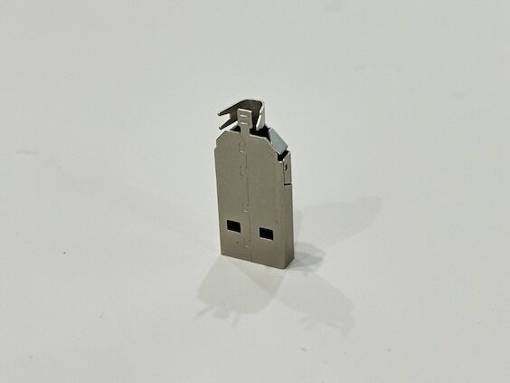 USB 2.0 AM Connector 2-Piece Nickel-Plated Housing | Wire Cable Electrical Terminal Connector for Customization & Power Transmission