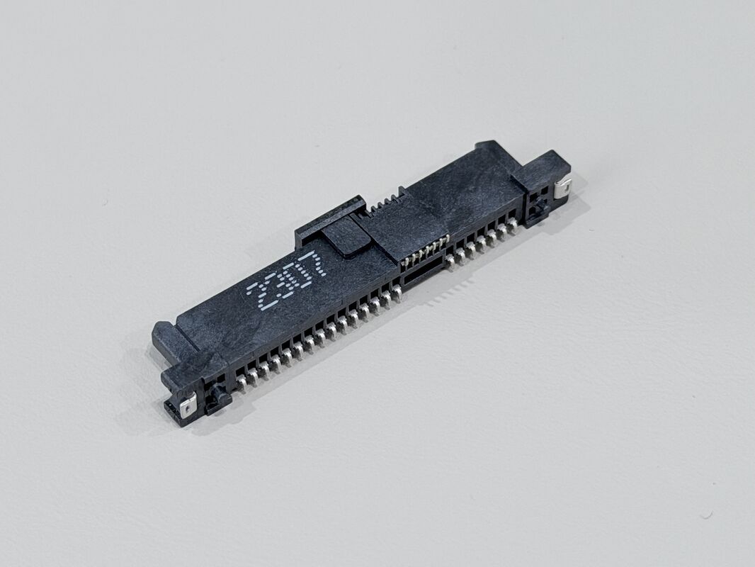 SAS 29 Pin Female Socket SMT Connector With Positioning Column 