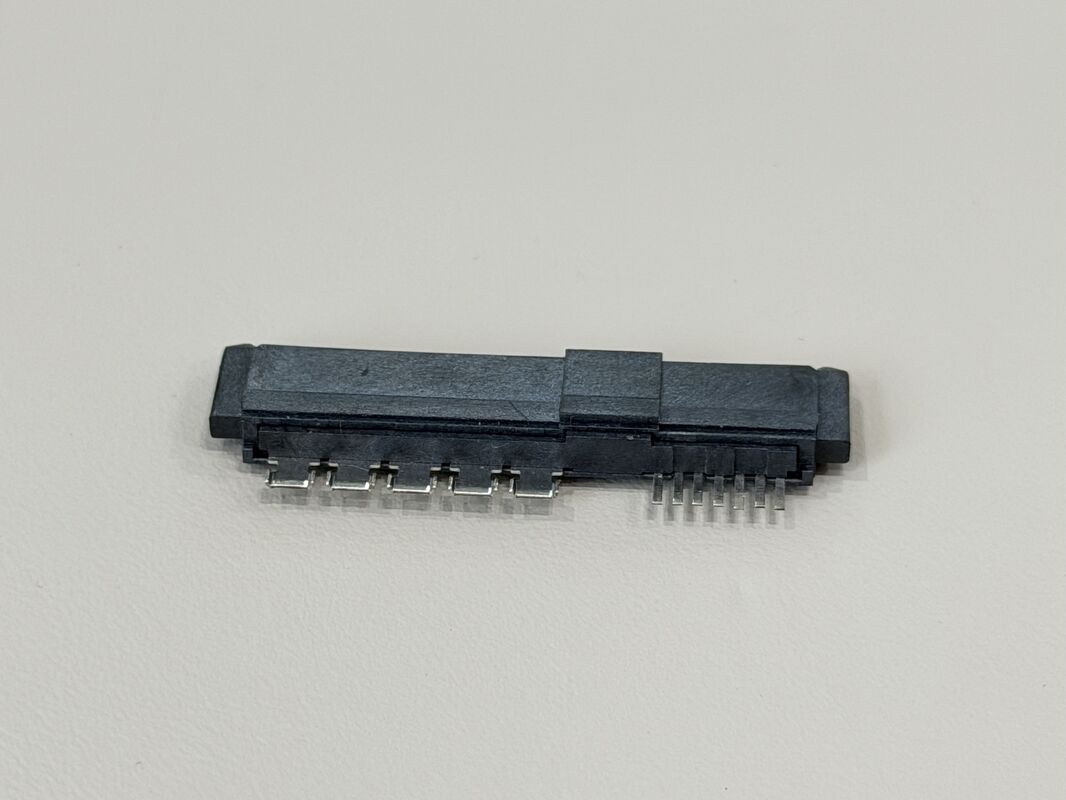 High-Speed SAS4.0 29Pin Female Cable Connector, 180° Wire Solder Type with Peg & SUS Clip, 15U