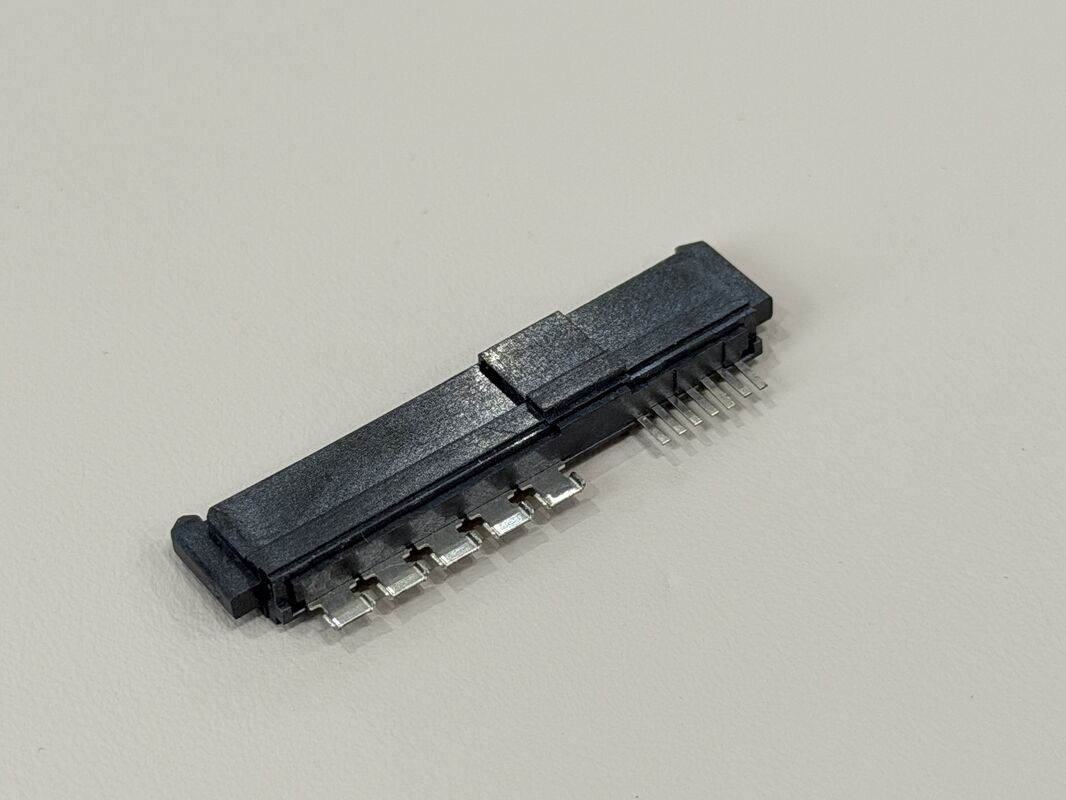 High-Speed SAS4.0 29Pin Female Cable Connector, 180° Wire Solder Type with Peg & SUS Clip, 15U