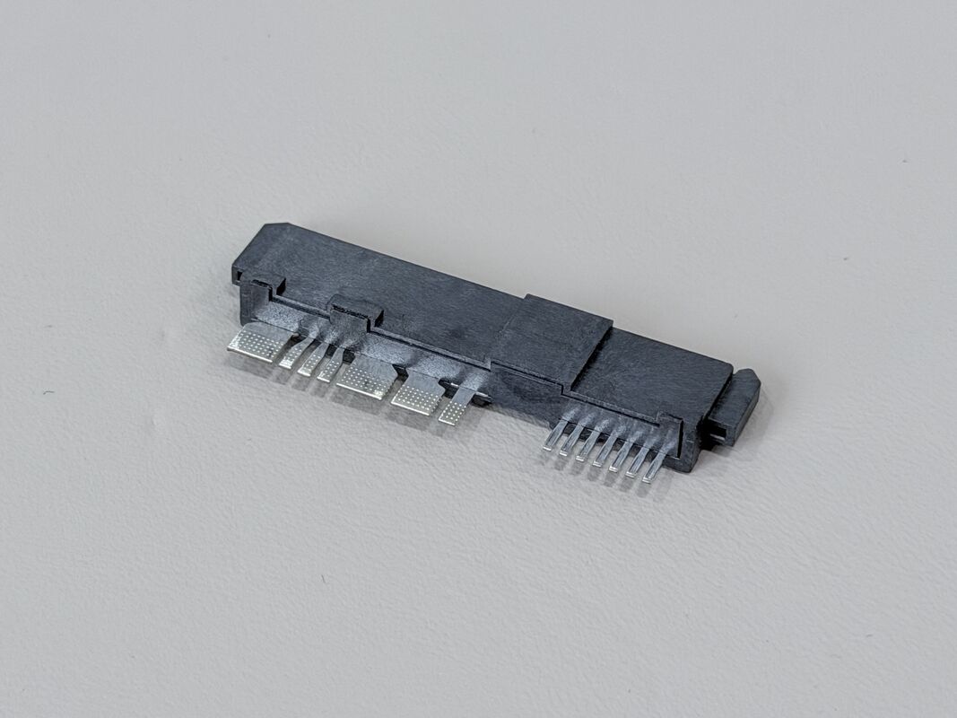 SAS 29P Wire Solder Female Cable Connector with Positioning Peg and Bump, 1.27mm Pitch 15U