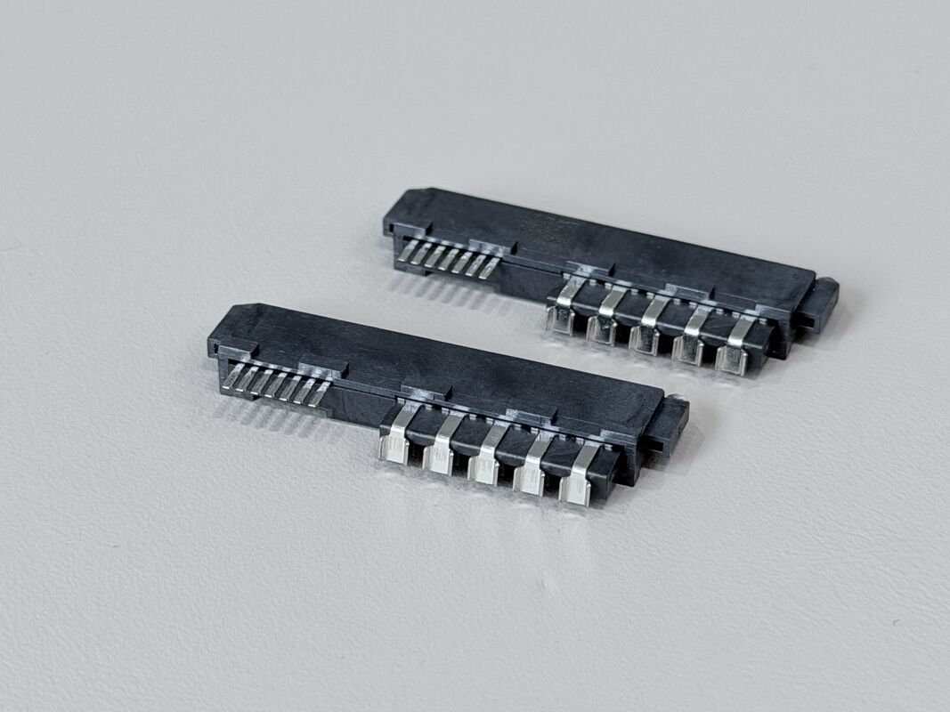 SAS 29P Female PCB Connector with Positioning Peg, Ni/Au/Sn Plated Terminals, 1.27mm Pitch Electronic Terminal Connector for Customization in Server & Automotive Applications