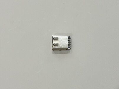 USB 2.0 A/F Clamp-Type Connector with Protective Housing | Gold-Flash Plated Terminal Connector for PCB, Cable Assembly & Electronic Devices