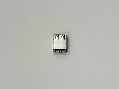 USB 2.0 A/F Clamp-Type Connector with Protective Housing | Gold-Flash Plated Terminal Connector for PCB, Cable Assembly & Electronic Devices