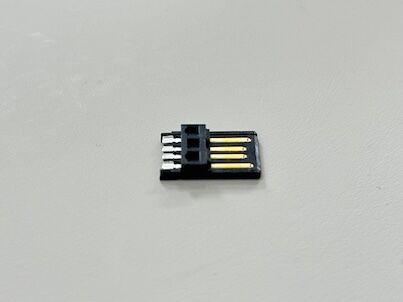 High-Precision USB 2.0 AM Connector Wire-Solder Type with Wide Solder Cup, Black Gold-Plated Terminal Connector
