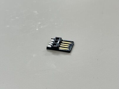 High-Precision USB 2.0 AM Connector Wire-Solder Type with Wide Solder Cup, Black Gold-Plated Terminal Connector
