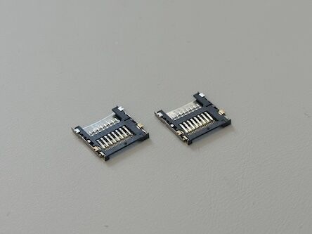 TF Card Connector 1.5H Old Version Push-Push Micro Memory Slot, SMT PCB Electronic Connector for Mobile Devices & Embedded Systems