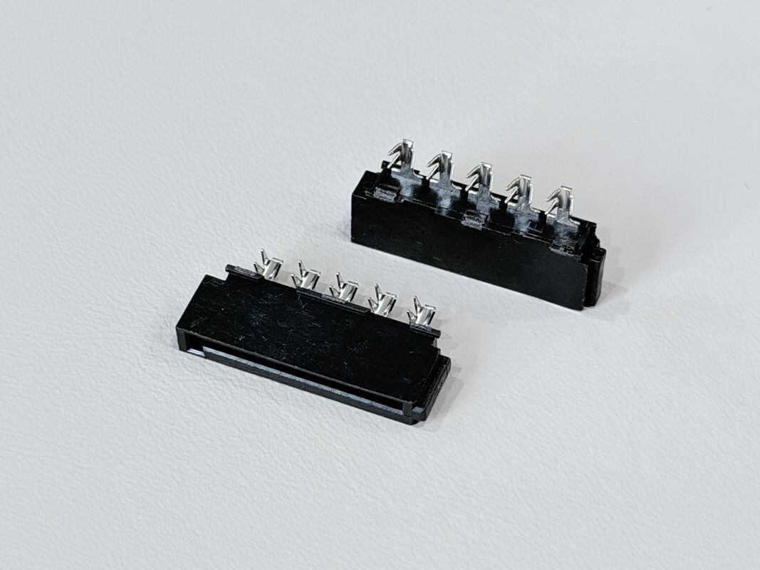 High-Reliability SATA 15Pin 180° Wire Crimp Female Connector 1.27mm Pitch | Electrical Signal & Power Terminal Connector for Server, Storage, Automotive Wire Cable Transmission