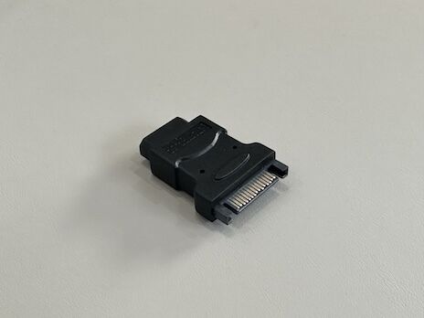 SATA 15Pin to 4Pin Power Connector Adapter – Electrical Terminal Converter for HDD / PSU / Server