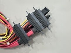 Multi-Port SATA Data & Power Cable Connector Harness – Serial ATA Wire Assembly for Server Storage / HDD Rack