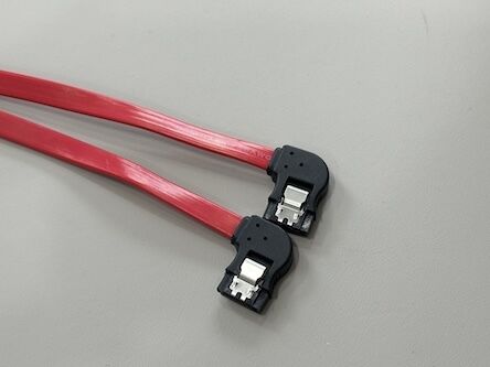 Right Angle SATA 7Pin Data Cable Connector – Red Flat Wire for HDD / SSD / Server Signal Transmission