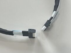 Mini SAS HD to U.2 NVMe SSD Connector Cable – SFF-8643 to SFF-8639 Braided Wire Harness for Server Storage