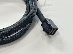 Mini SAS HD SFF-8643 to SFF-8643 High-Speed Cable Connector Assembly 1m | Internal Server Storage Signal & Power Wire Harness