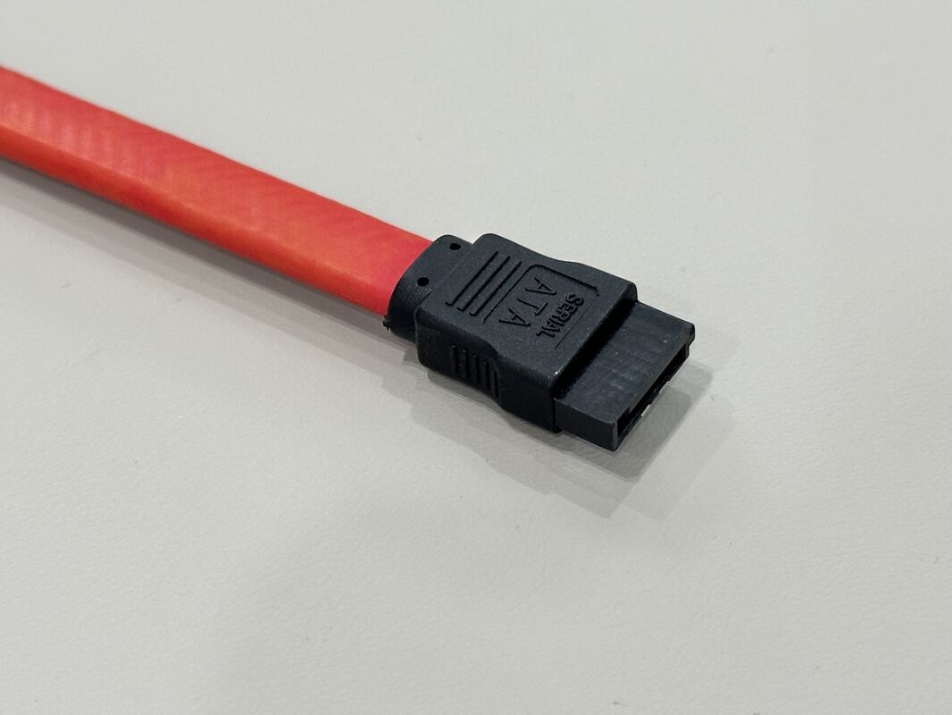 eSATA to SATA 7-Pin Data Connector Cable – Latching Serial ATA Transmission Wire for HDD/SSD, DVR, Industrial PC and Server Storage