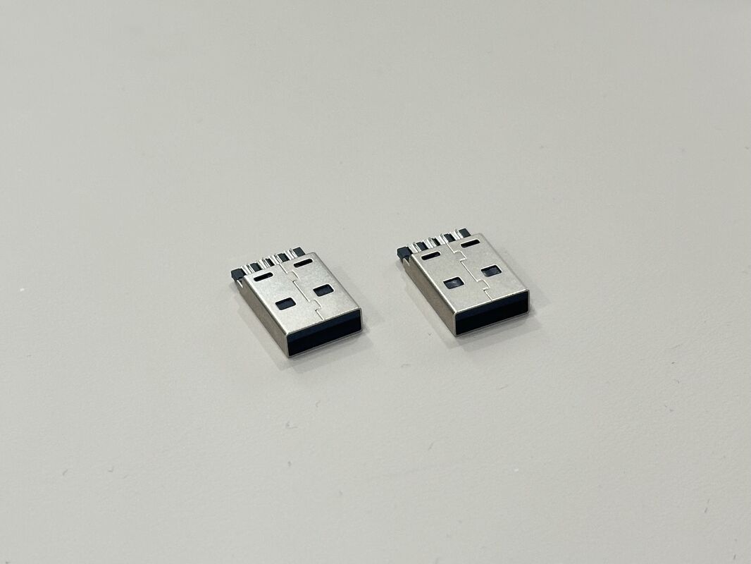 High-Durability USB 2.0 AM Connector – Integrated Solder-Type Black Housing Gold-Flash Plated Interconnect