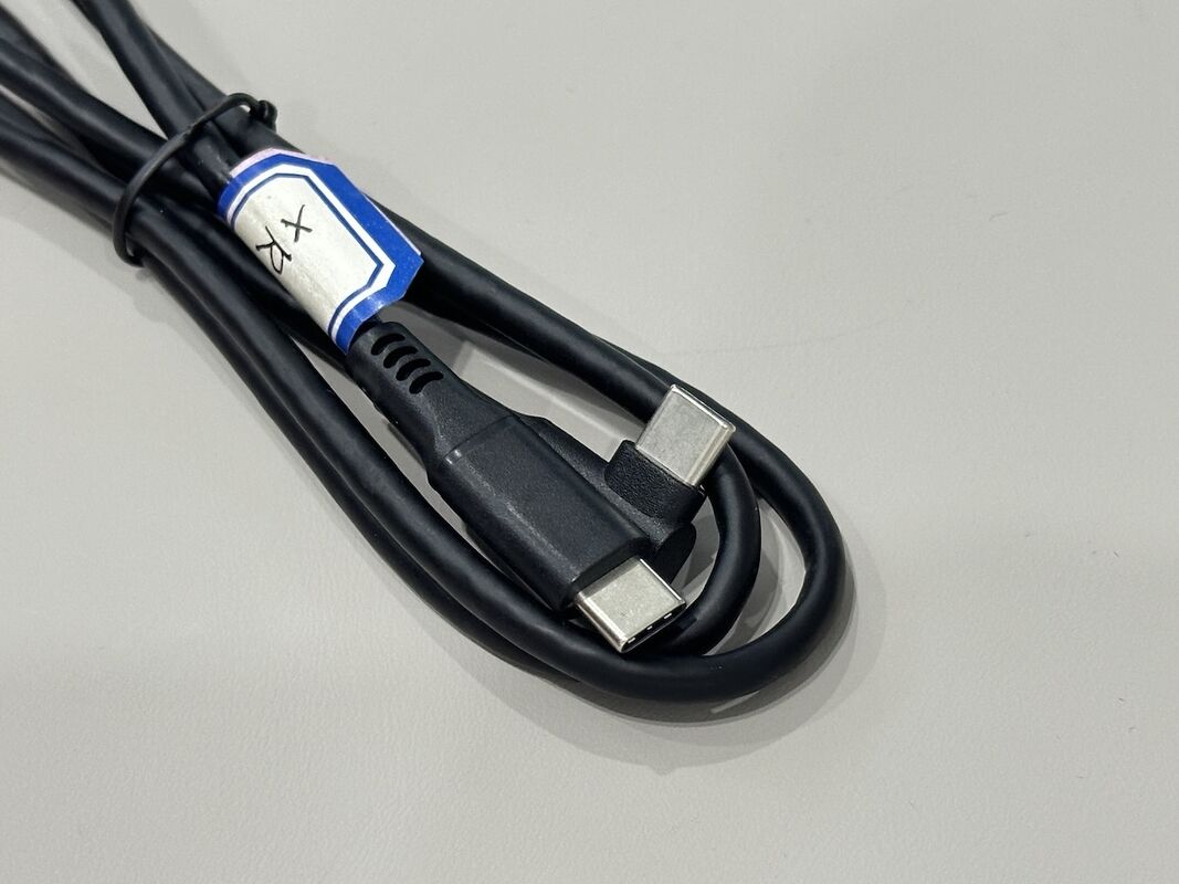 USB Type-C to USB Type-C Right-Angle Power & Data Cable Connector