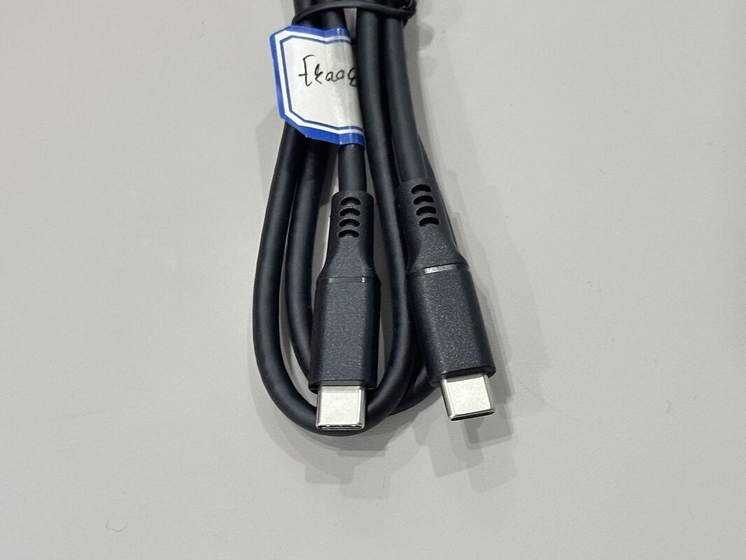 USB Type-C to USB Type-C Right-Angle Power & Data Cable Connector