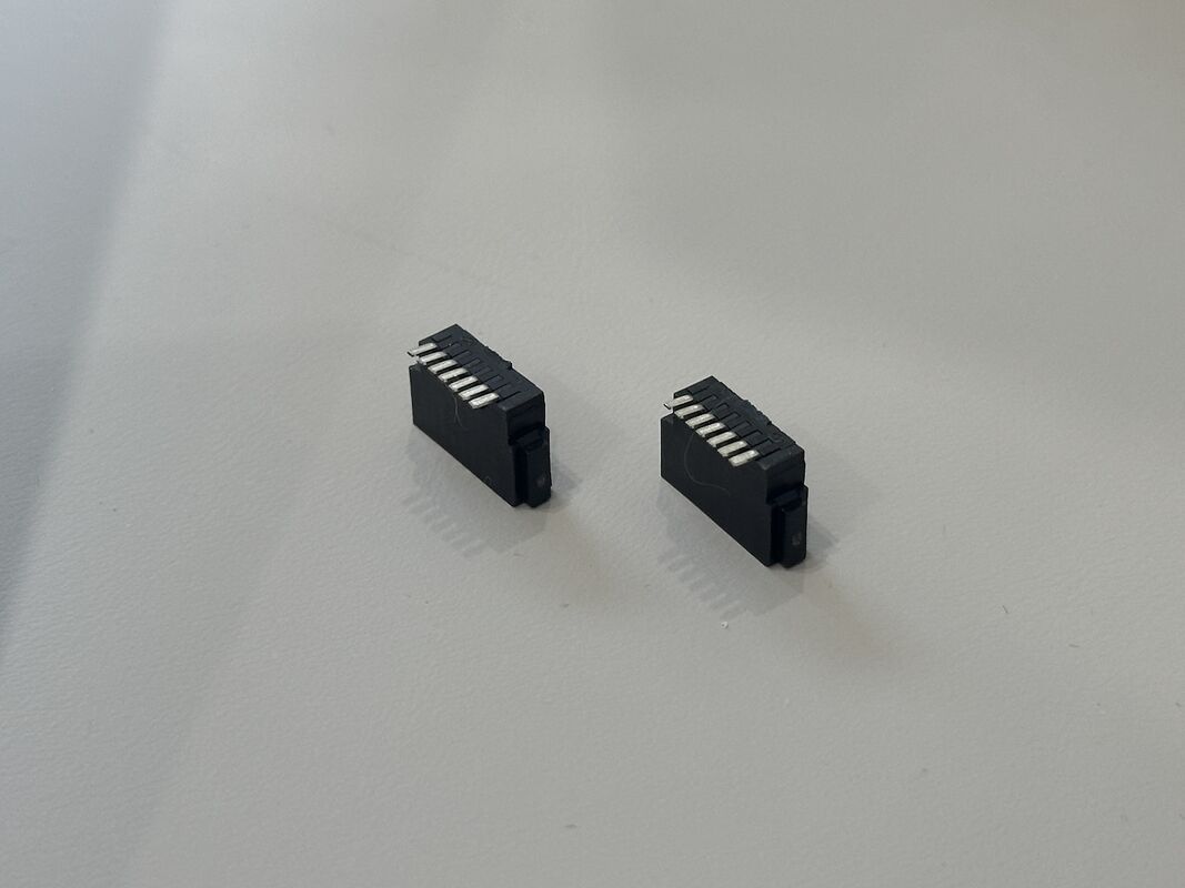 SATA 7-Pin Wire Solder Female Connector, 1.27mm Pitch PCB Signal Power Interface, Custom Electrical Terminals for HDD SSD Server Storage Transmission and Industrial Equipment Applications