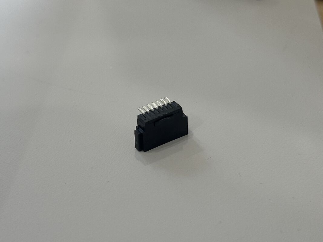 SATA 7-Pin Wire Solder Female Connector, 1.27mm Pitch PCB Signal Power Interface, Custom Electrical Terminals for HDD SSD Server Storage Transmission and Industrial Equipment Applications