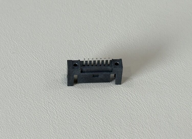 13 Pin SATA board mount connector, 1.27mm pitch vertical SMT PCB connector for high speed data transmission, HDD / SSD storage, industrial electronic server customization