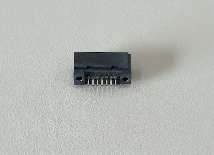 13 Pin SATA board mount connector, 1.27mm pitch vertical SMT PCB connector for high speed data transmission, HDD / SSD storage, industrial electronic server customization