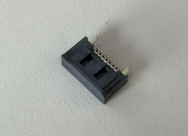 High-reliability SATA 7-pin PCB connector, 1.27 mm pitch power/signal connector for HDD/SSD storage, industrial control, server boards, OEM custom wire harness and cable assemblies