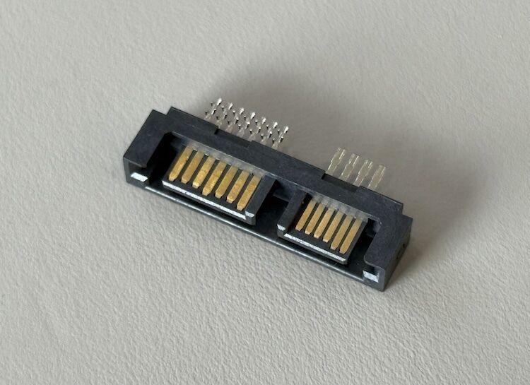 Male SATA PCB connector 13pin power signal terminals, electronic wire cable interface, high-speed data transmission connector for server storage, customization for automotive and industrial applicatio