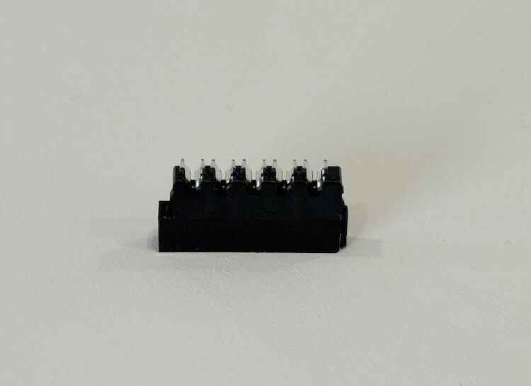 2.54mm Pitch 5 Pin IDC Female Wire to Board Electrical Signal Connector, Tin Plated Terminals, Customization for PCB, Automotive, Industrial Control and Server Power Applications