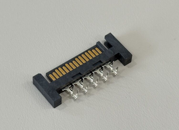 2.54mm Pitch 5 Pin IDC Female Wire to Board Electrical Signal Connector, Tin Plated Terminals, Customization for PCB, Automotive, Industrial Control and Server Power Applications