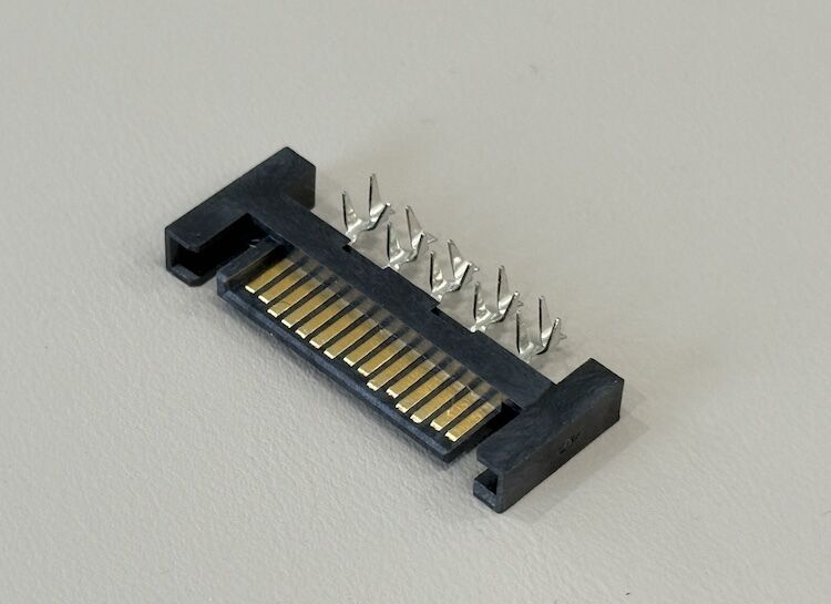 2.54mm Pitch 5 Pin IDC Female Wire to Board Electrical Signal Connector, Tin Plated Terminals, Customization for PCB, Automotive, Industrial Control and Server Power Applications