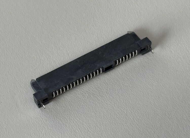 SATA 22Pin PCB Connector 1.27mm Pitch Right Angle Socket, Gold-Plated Contacts, Board-to-Board/Drive Interface, Custom Wire Harness, Automotive Server Industrial Power Signal Applications High-Speed T