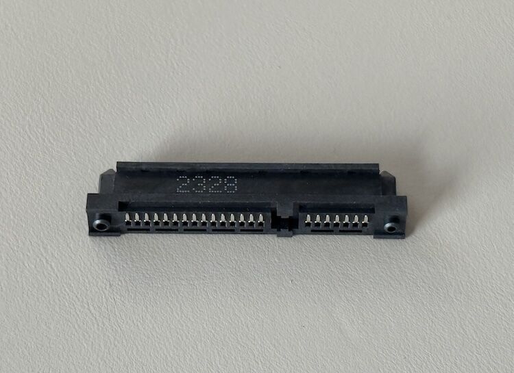 SATA 22-Pin 7+15 Female PCB Connector, Right-Angle SMT Power and Signal Connector for SSD HDD Storage, Server Backplane, Industrial Electronic Transmission Customization