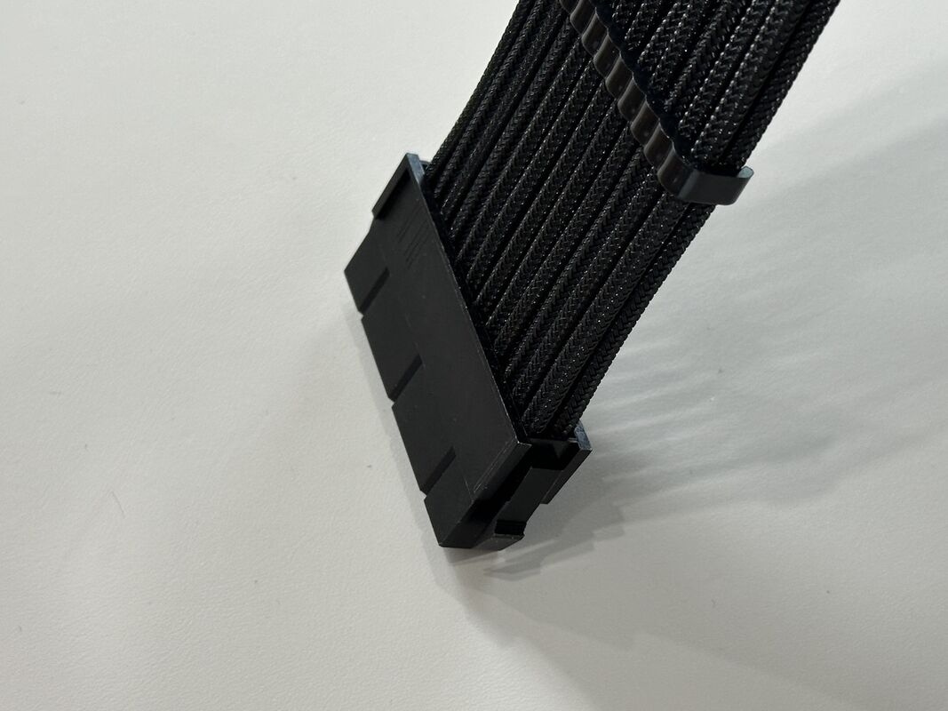 Custom ATX 24 Pin PSU Power Connector Cable, Braided Sleeved Wire Harness for Gaming PC Motherboard, High Current Electrical Transmission, OEM Server Power Supply Systems