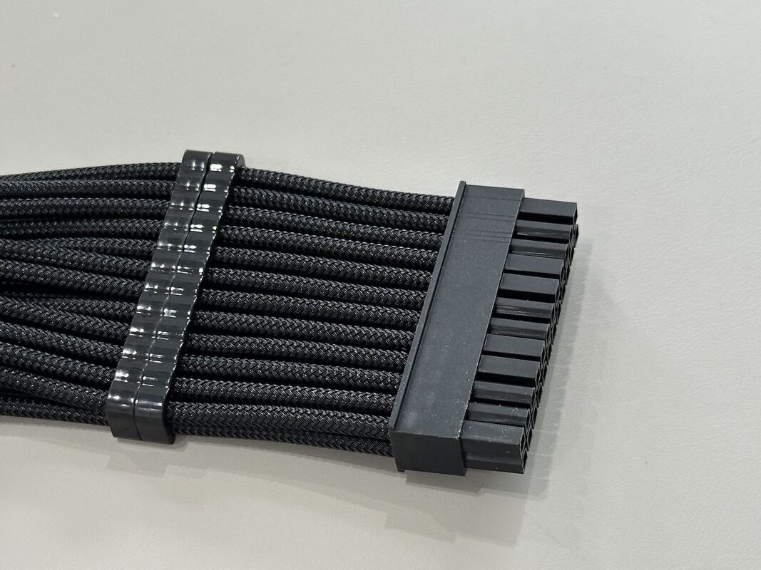 Custom ATX 24 Pin PSU Power Connector Cable, Braided Sleeved Wire Harness for Gaming PC Motherboard, High Current Electrical Transmission, OEM Server Power Supply Systems