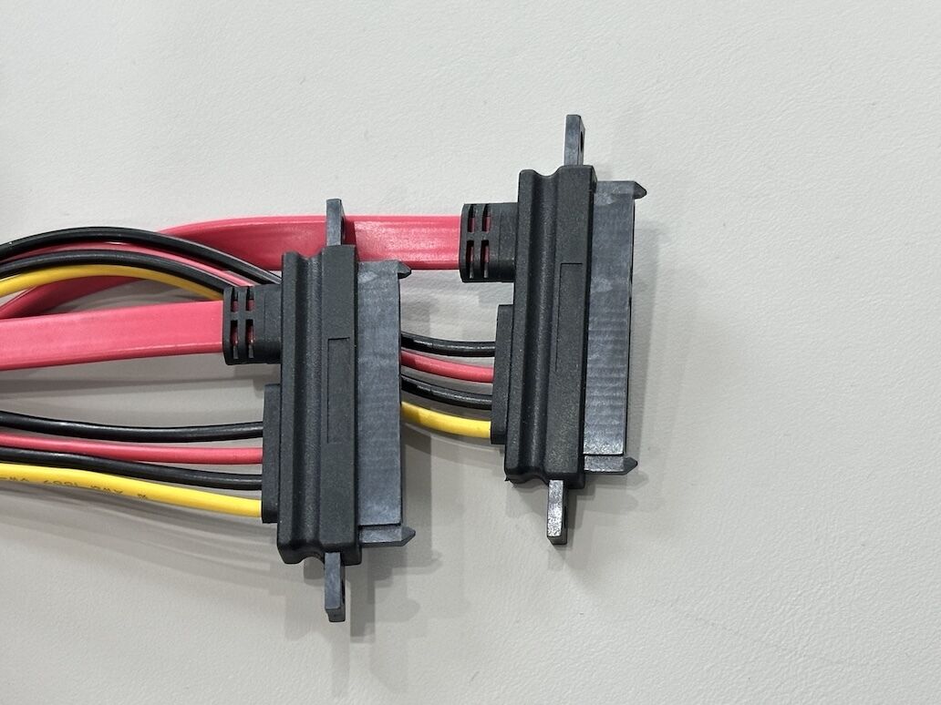 Multi-drop SATA data and power connector cable harness, 1-to-multi serial ATA wire assembly for HDD / SSD, server backplane, storage cabinet customization and PCB power transmission