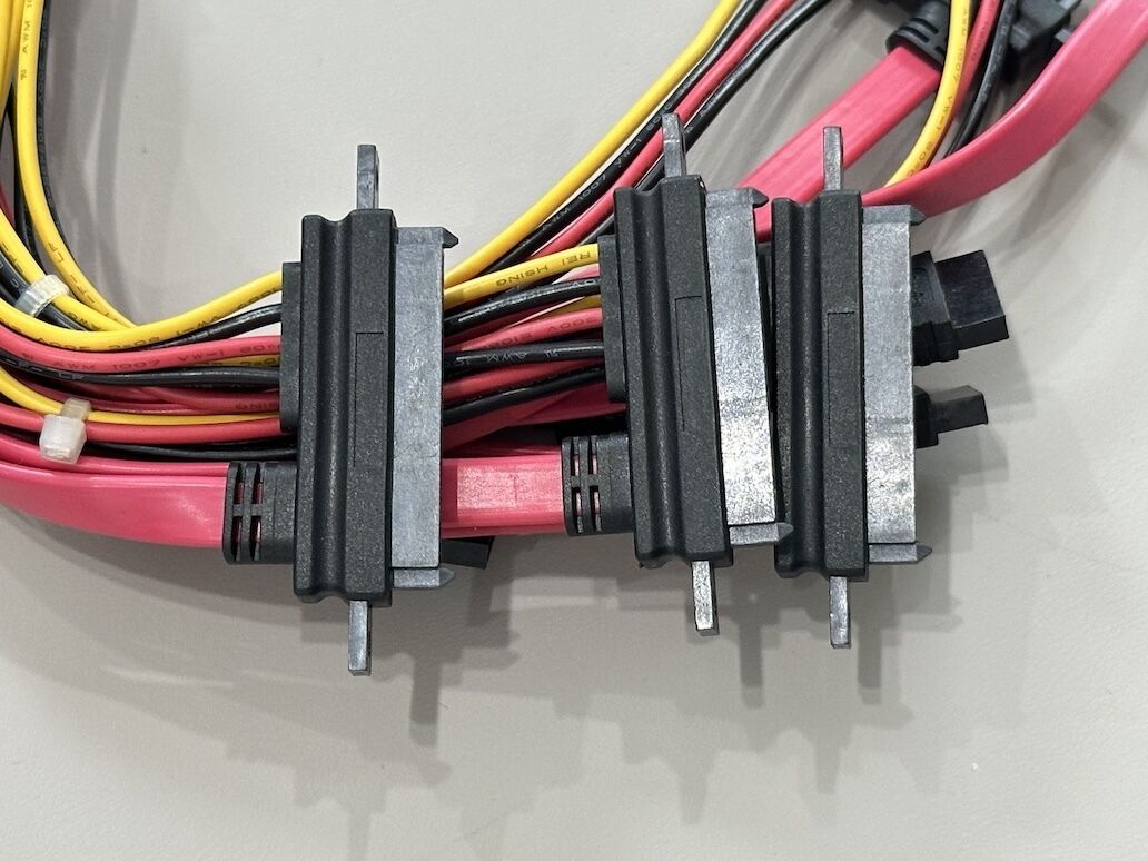 Multi-drop SATA data and power connector cable harness, 1-to-multi serial ATA wire assembly for HDD / SSD, server backplane, storage cabinet customization and PCB power transmission