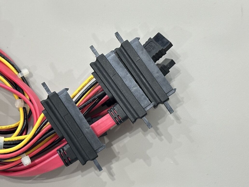 Multi-drop SATA data and power connector cable harness, 1-to-multi serial ATA wire assembly for HDD / SSD, server backplane, storage cabinet customization and PCB power transmission